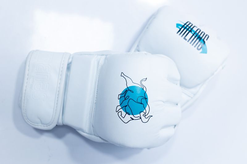 'MENAS MMA GLOVES — Knots & Collar, Defence Colony, New Delhi