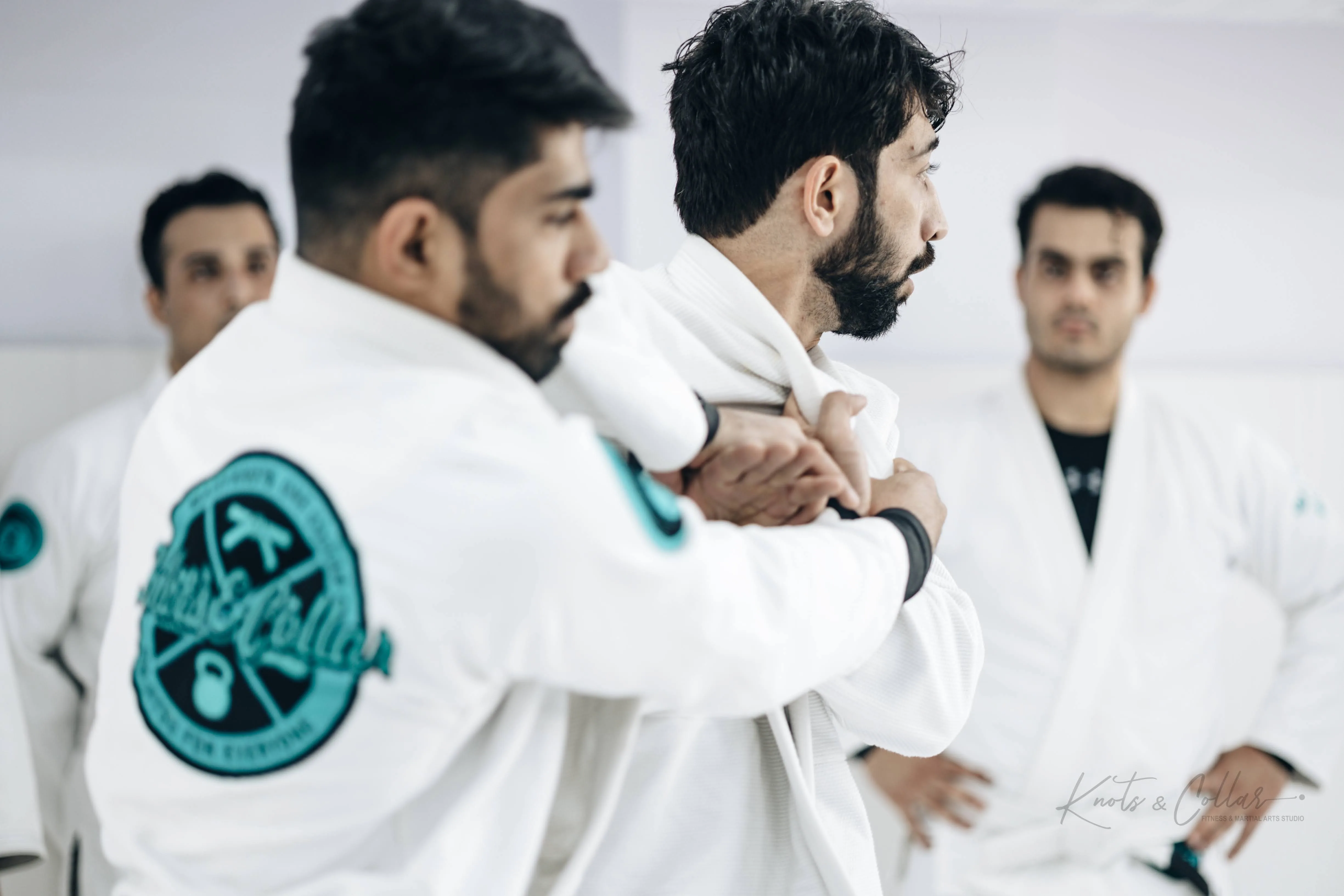 BJJ collar grip training drill at Knots and Collar Defence Colony New Delhi