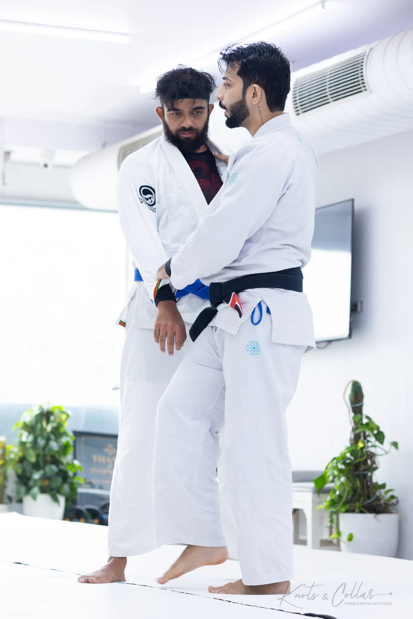 Brazilian Jiu-Jitsu training at Knots & Collar, Defence Colony, New Delhi