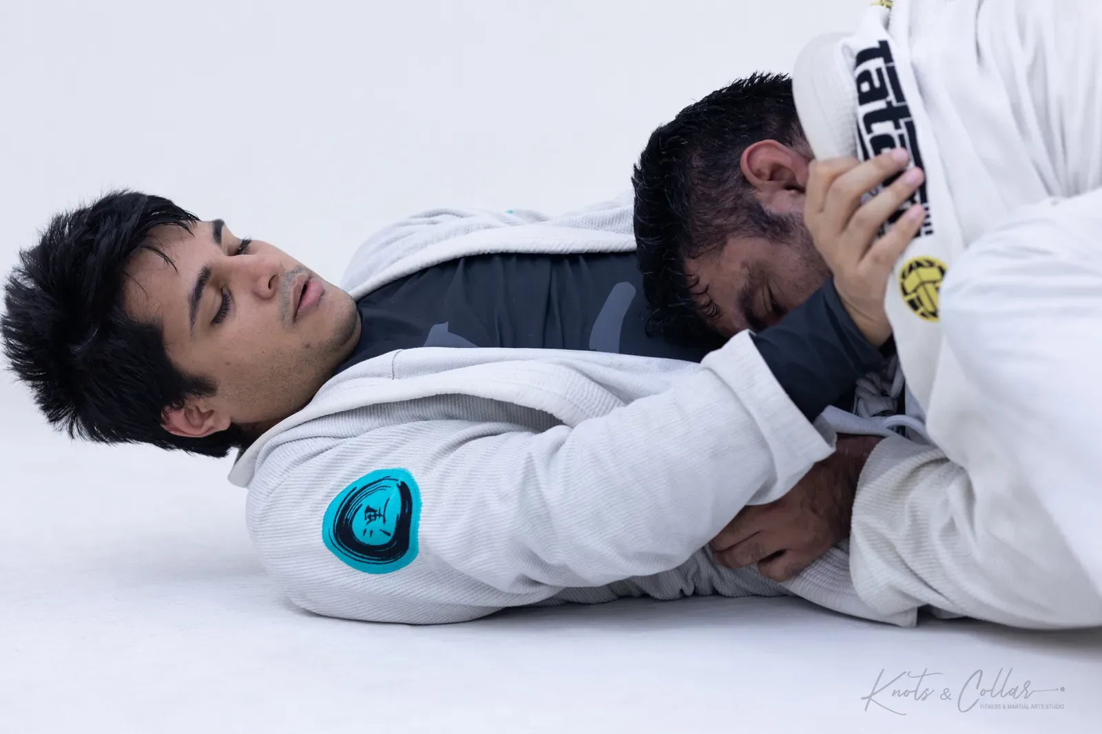 Gi grappling practice at Knots & Collar, Defence Colony, New Delhi, India