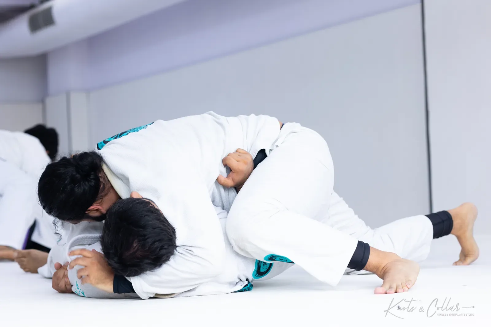 Rolling in the gi at Knots & Collar, Defence Colony, New Delhi, India