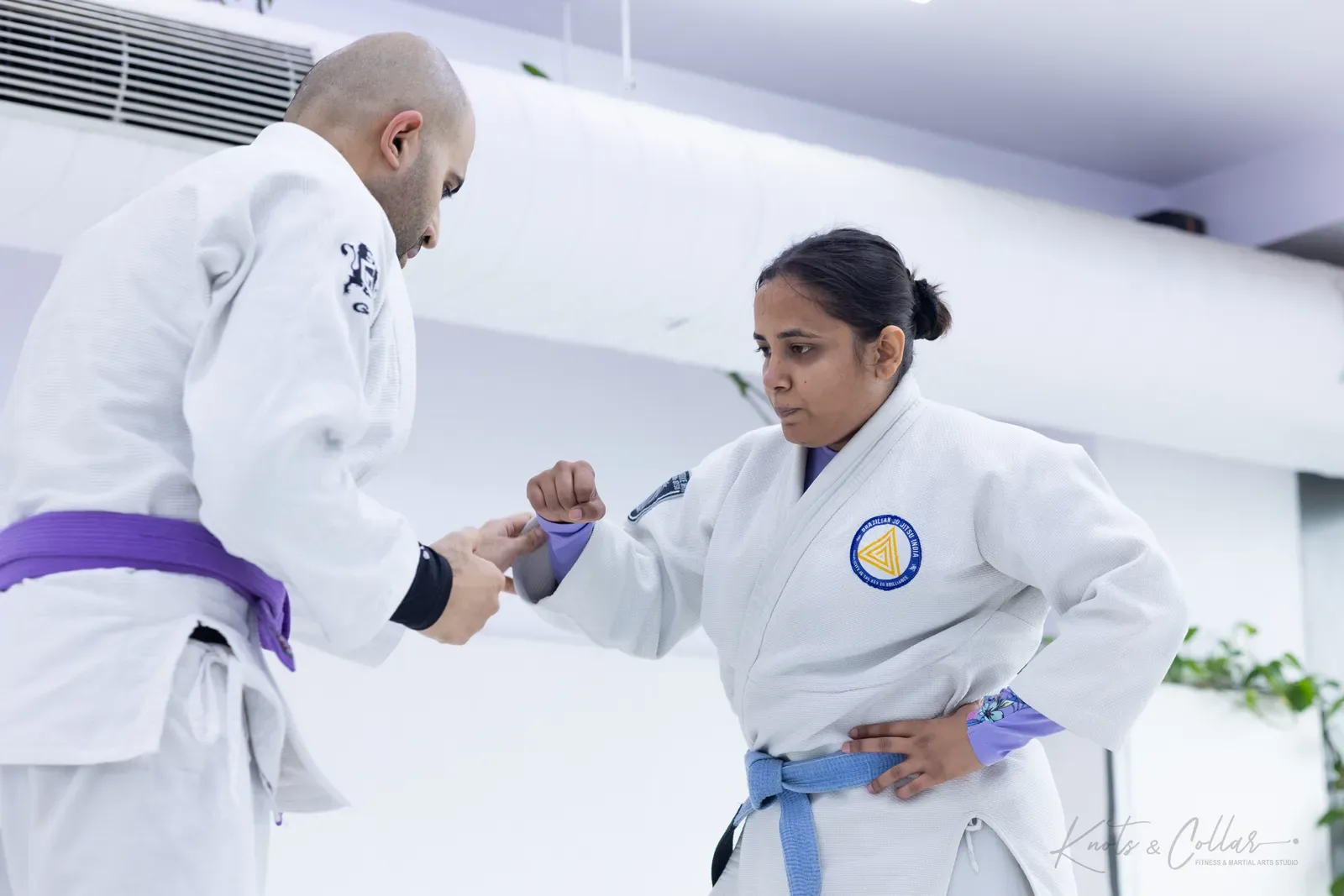 Gi Brazilian Jiu-Jitsu training at Knots & Collar, Defence Colony, New Delhi, India