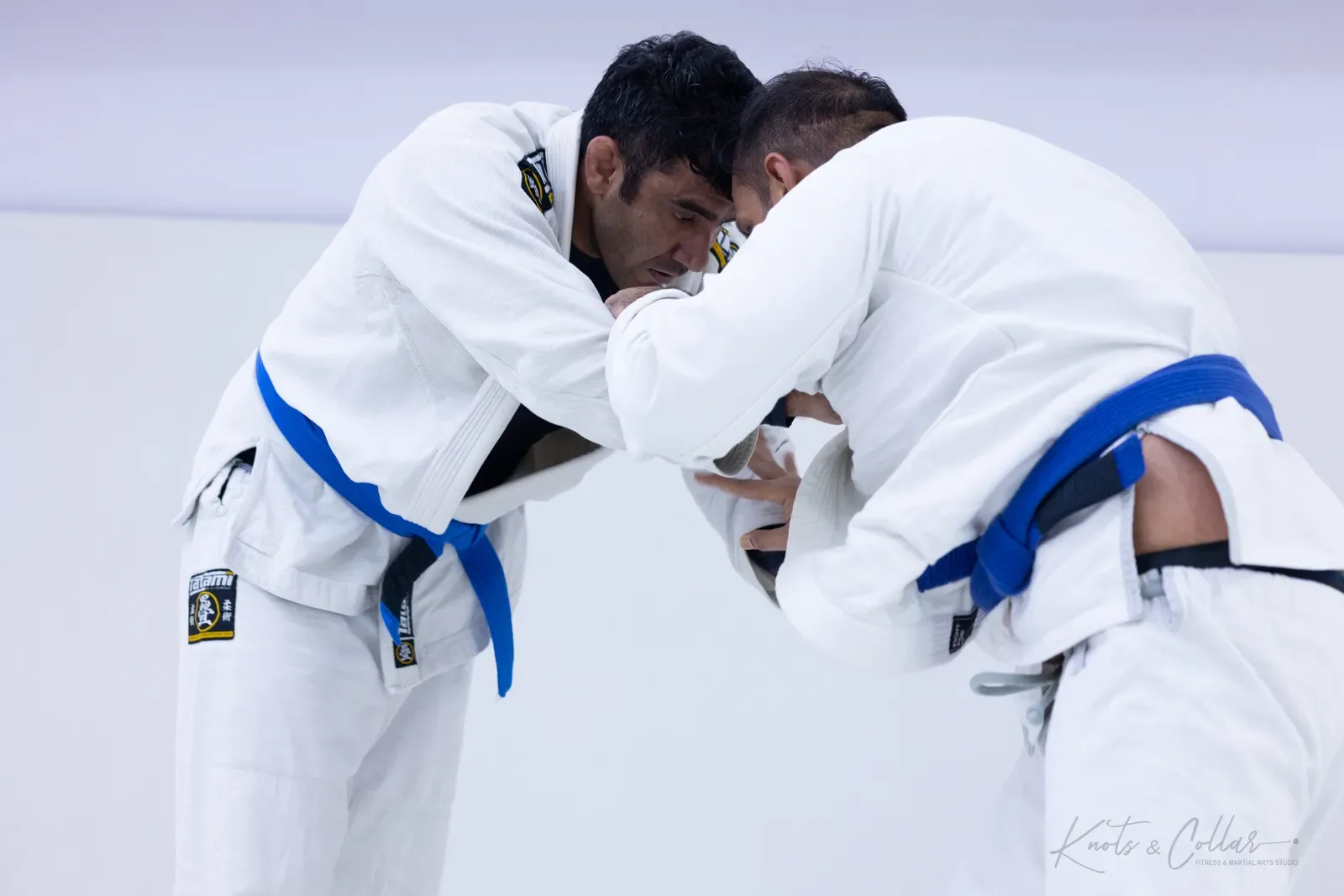 Rolling in the gi at Knots & Collar, Defence Colony, New Delhi, India