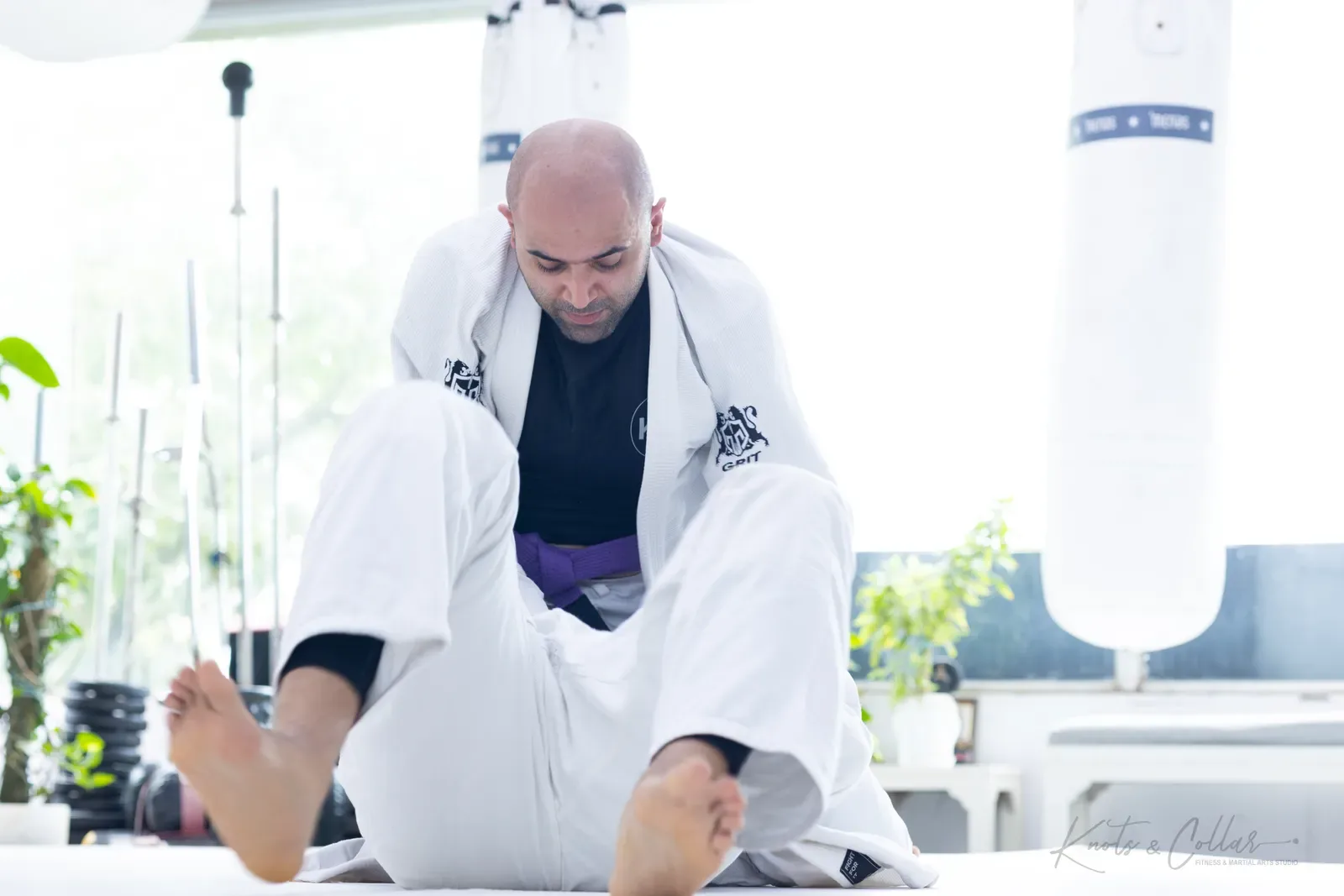Gi Brazilian Jiu-Jitsu training at Knots & Collar, Defence Colony, New Delhi, India