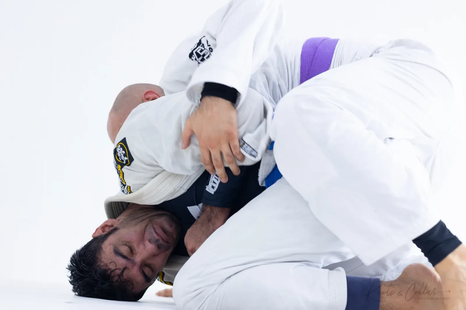 Gi grappling practice at Knots & Collar, Defence Colony, New Delhi, India