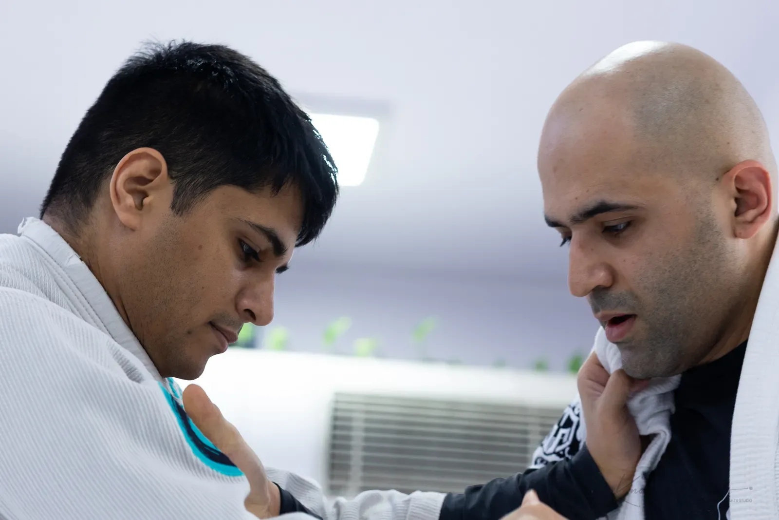 Rolling in the gi at Knots & Collar, Defence Colony, New Delhi, India