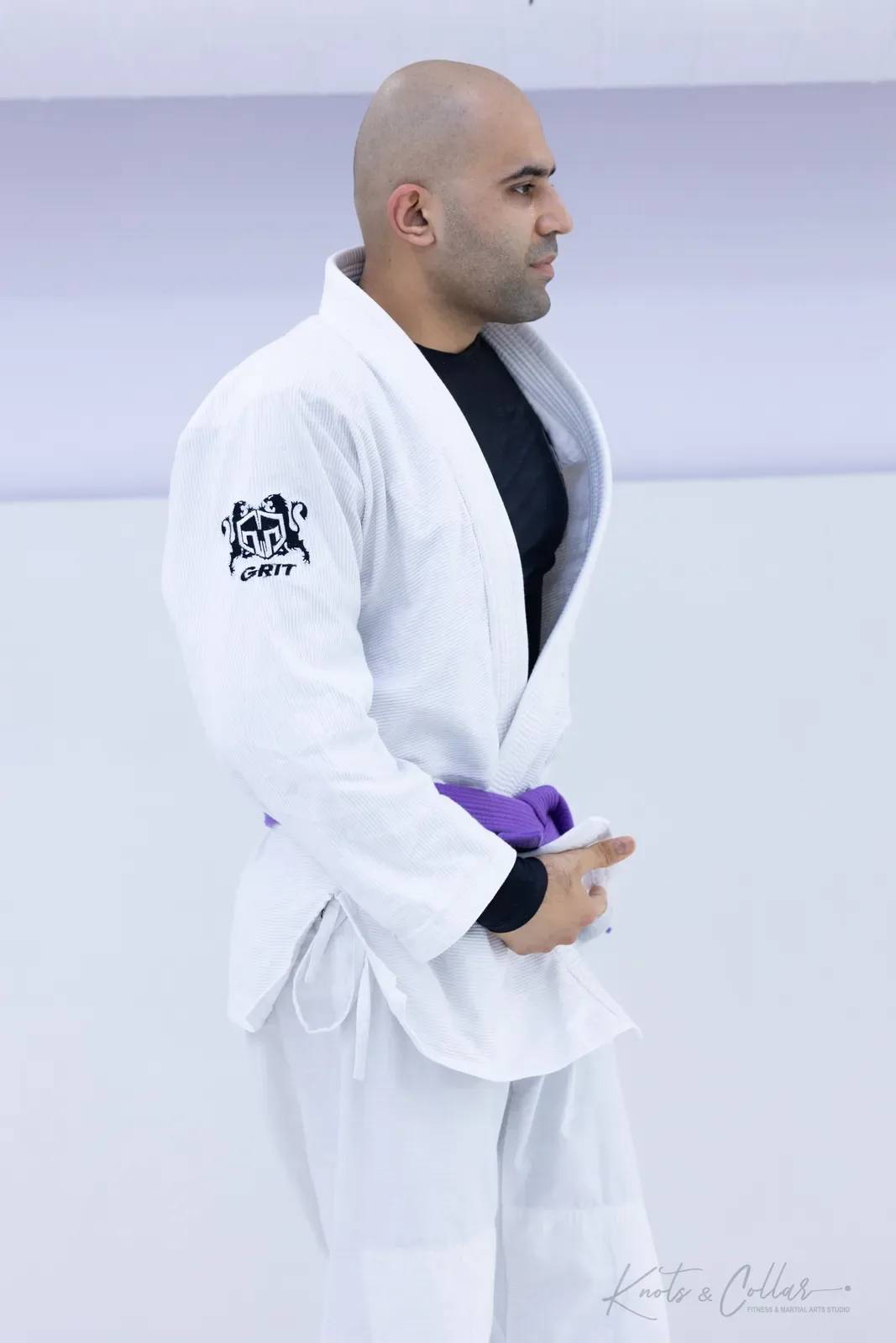 Gi grappling practice at Knots & Collar, Defence Colony, New Delhi, India