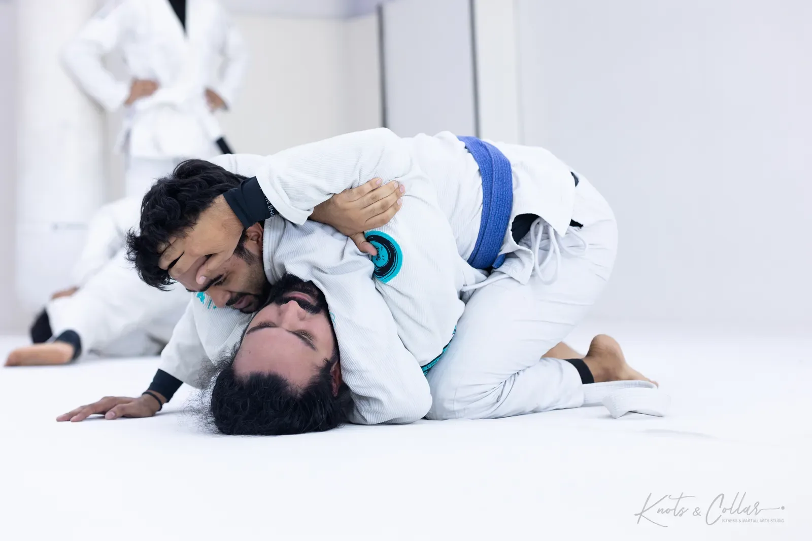 Rolling in the gi at Knots & Collar, Defence Colony, New Delhi, India