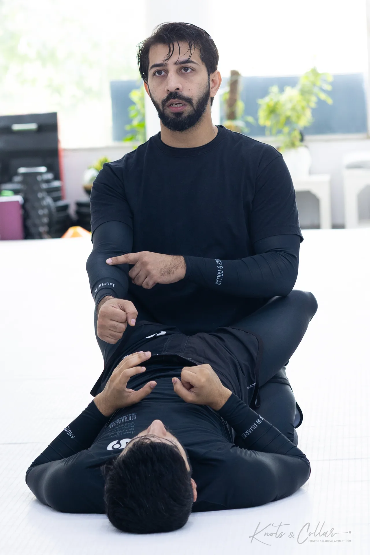 Brazilian Jiu-Jitsu at Knots & Collar, a jiu-jitsu studio in Defence Colony, New Delhi
