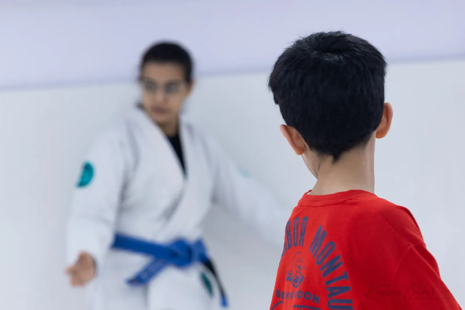 A young student on the mat at Knots & Collar, Defence Colony, New Delhi, India