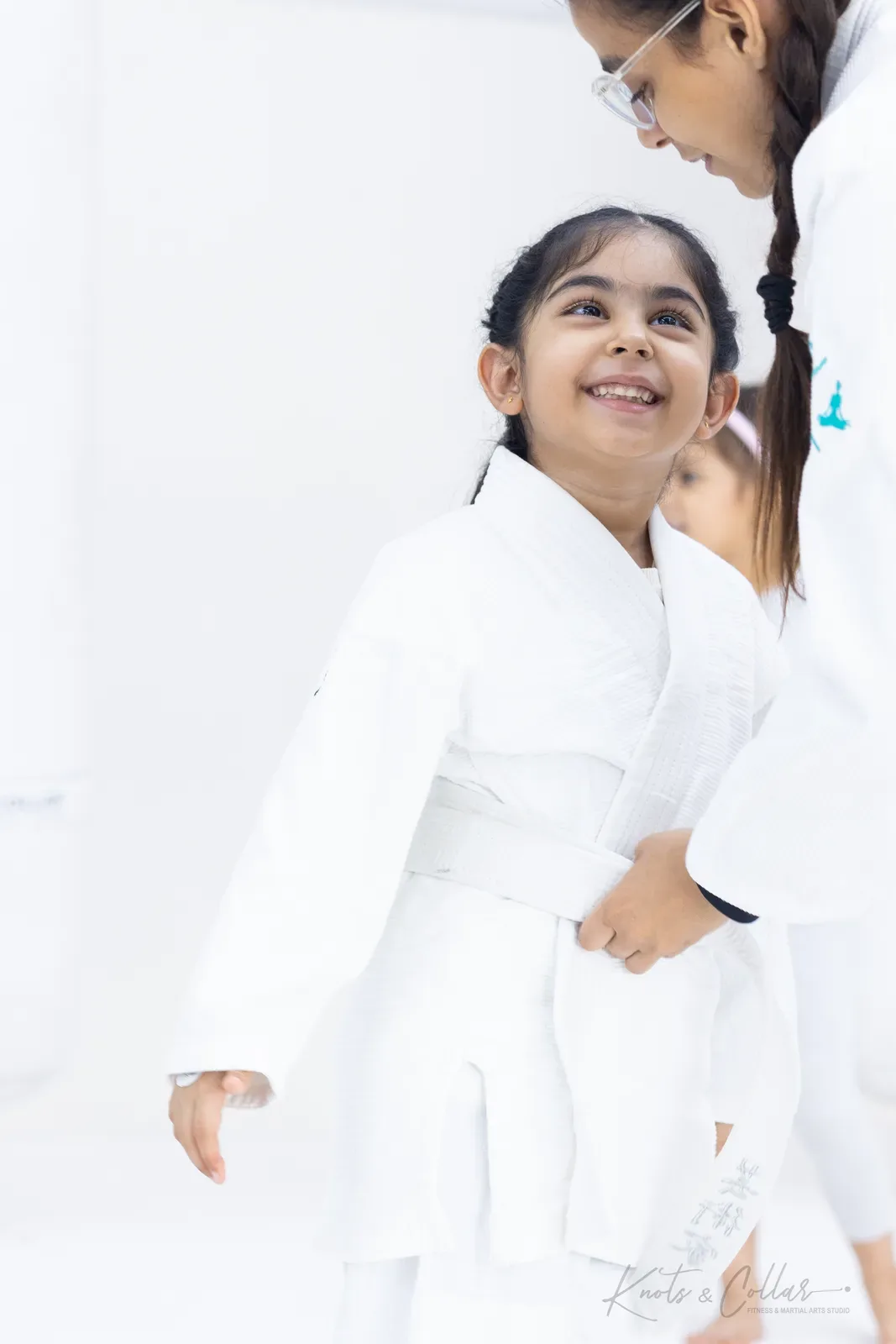 A young student on the mat at Knots & Collar, Defence Colony, New Delhi, India