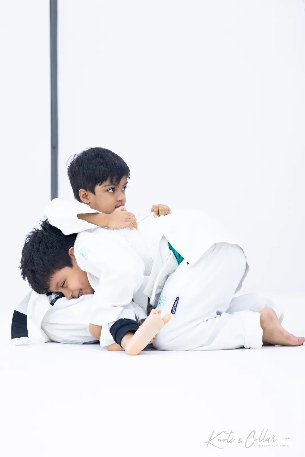 A young student on the mat at Knots & Collar, Defence Colony, New Delhi, India