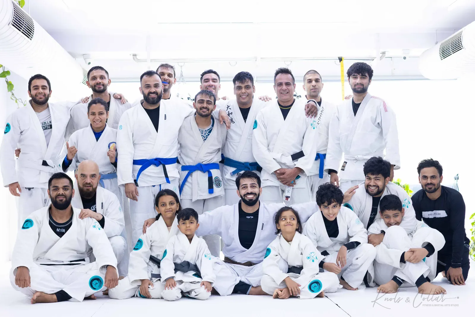 Students and coaches at Knots & Collar, Defence Colony, New Delhi, India