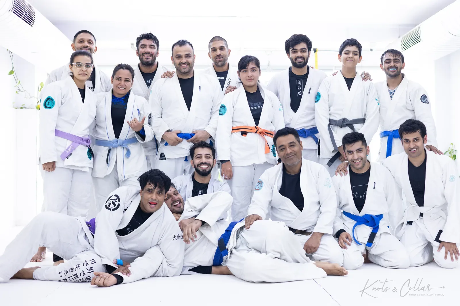 Students and coaches at Knots & Collar, Defence Colony, New Delhi, India