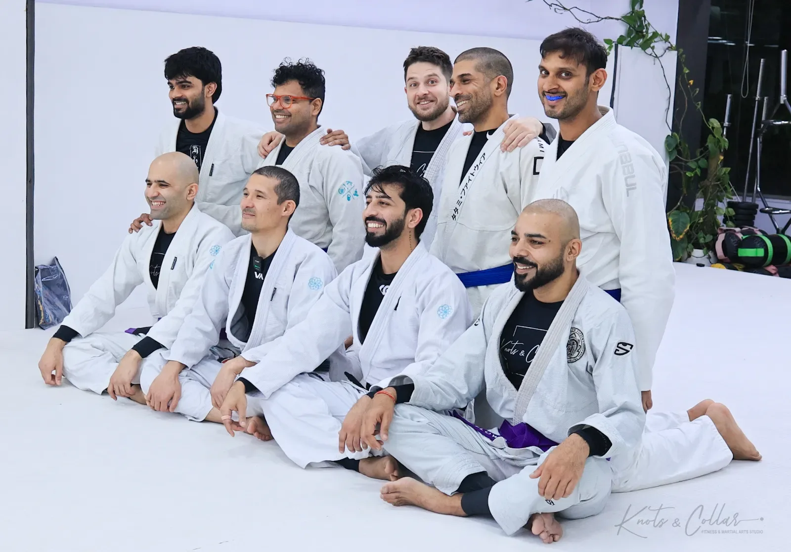 Students and coaches at Knots & Collar, Defence Colony, New Delhi, India