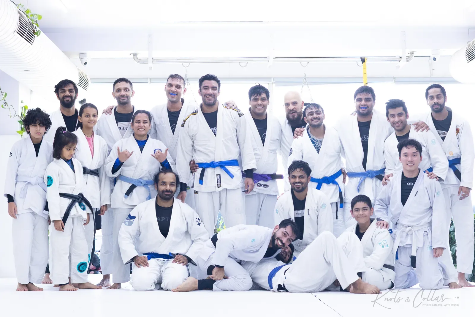 Students and coaches at Knots & Collar, Defence Colony, New Delhi, India