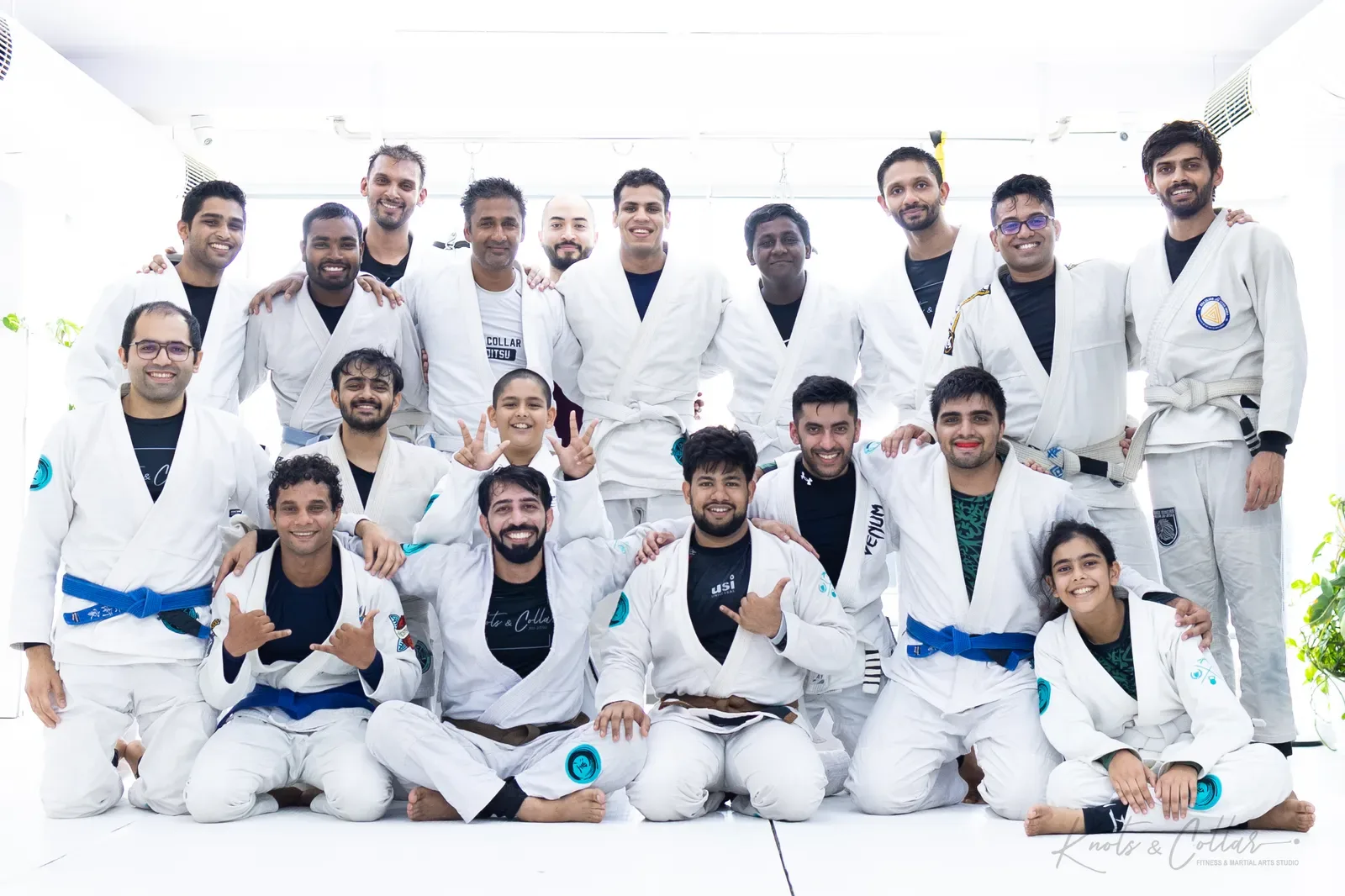 Students and coaches at Knots & Collar, Defence Colony, New Delhi, India