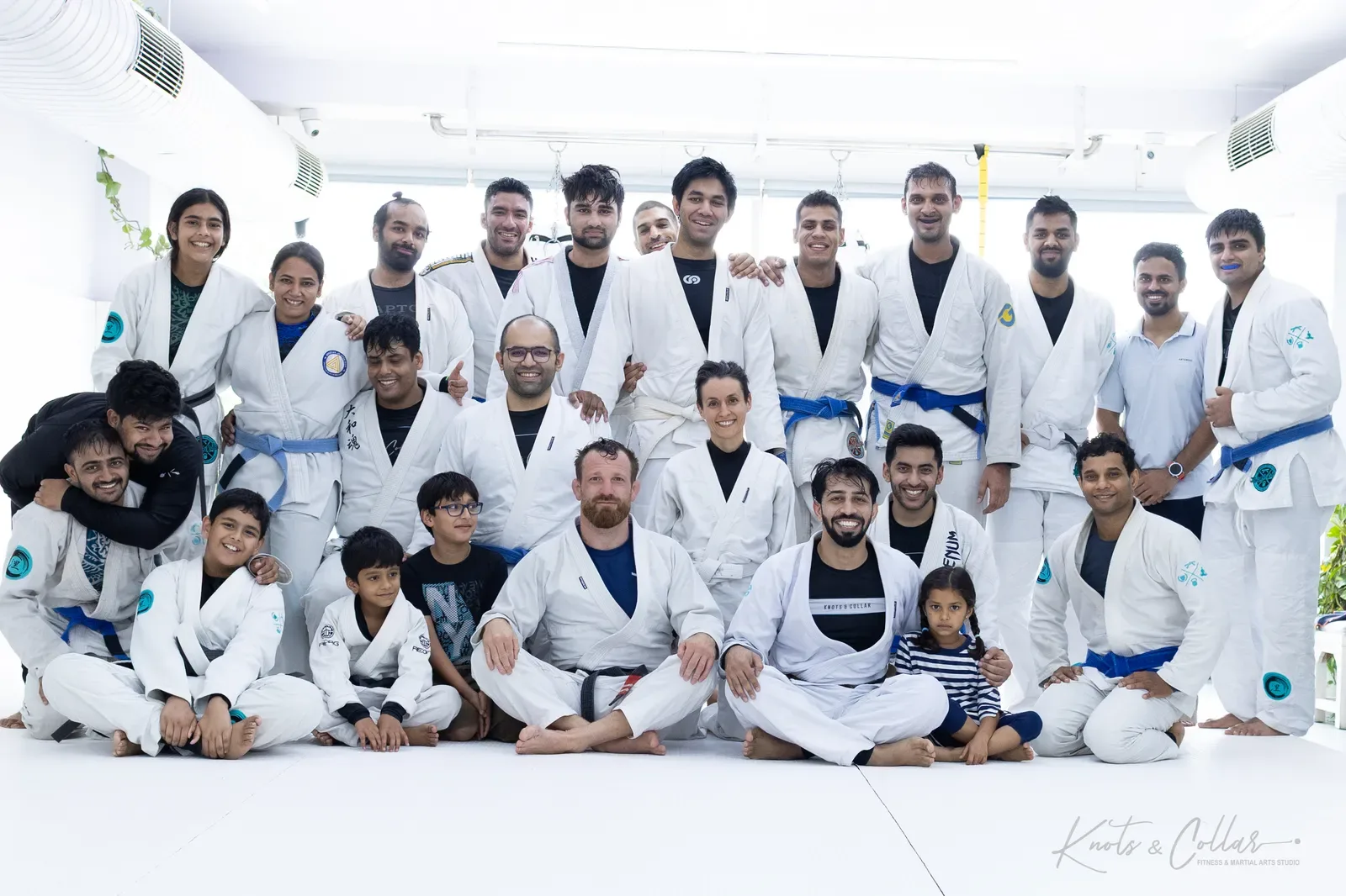 Students and coaches at Knots & Collar, Defence Colony, New Delhi, India