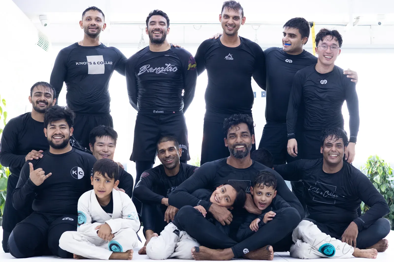 Students and coaches at Knots & Collar, Defence Colony, New Delhi, India