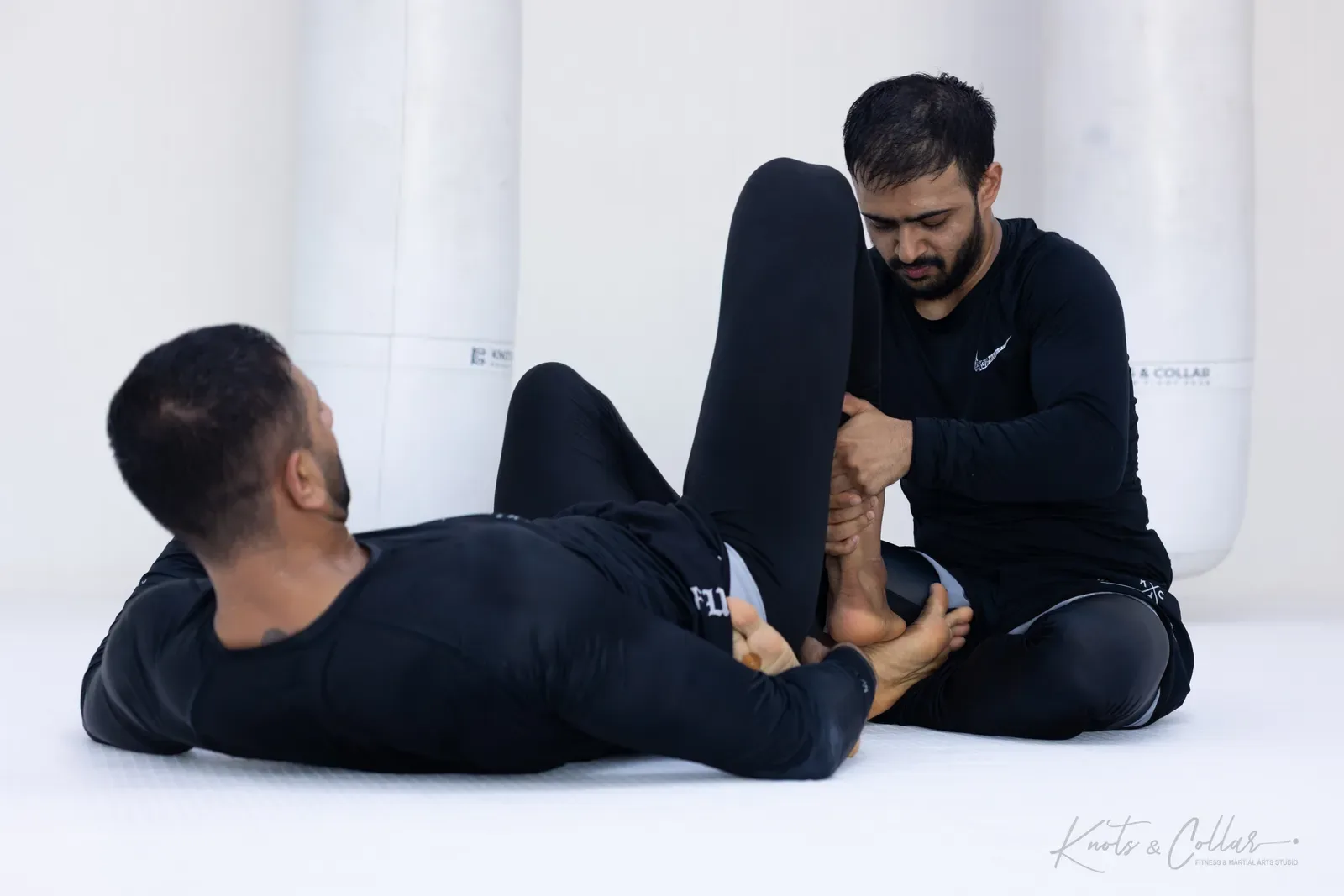No-gi grappling at Knots & Collar, Defence Colony, New Delhi, India