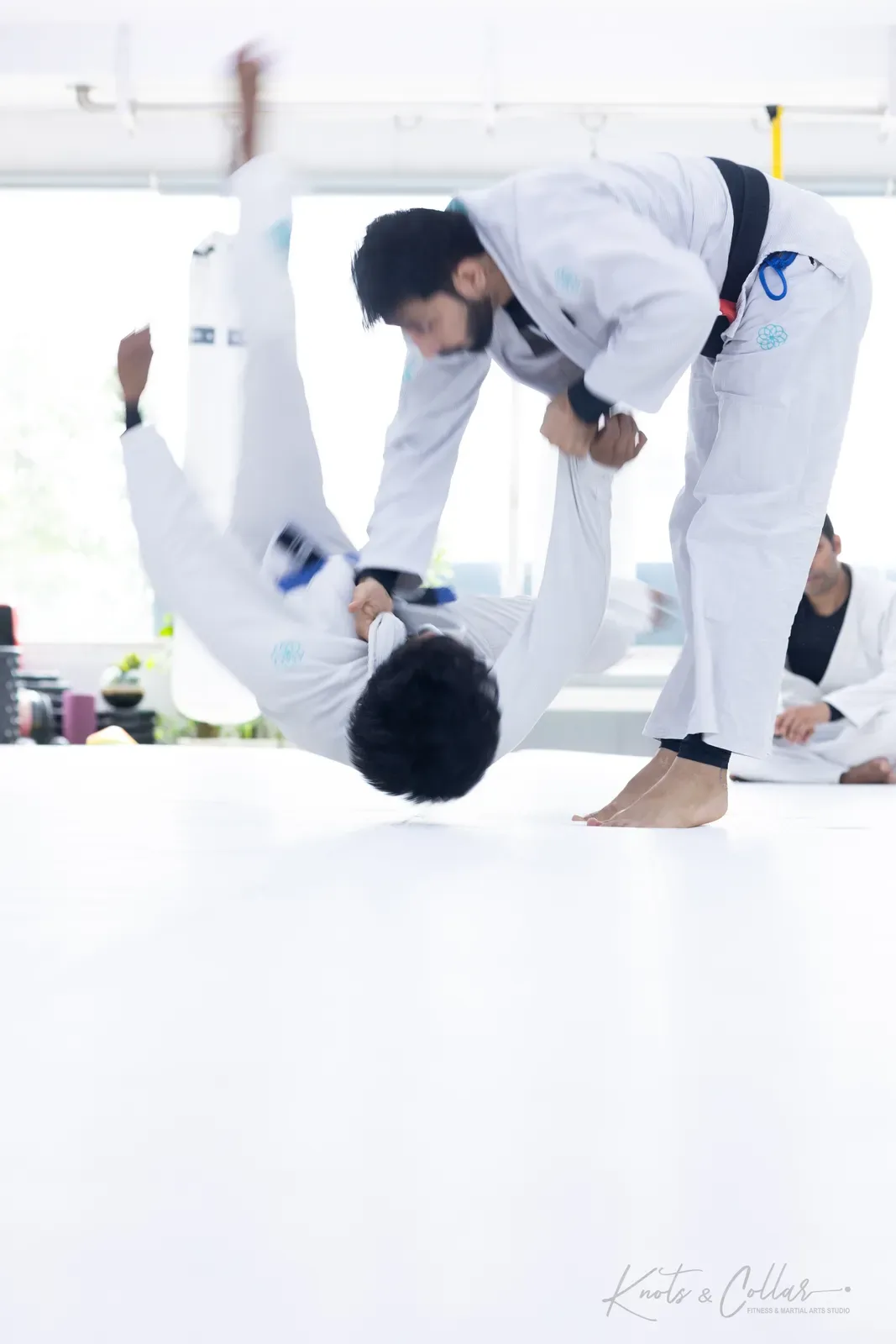 Professor Binish Sukhija, a Brazilian Jiu-Jitsu black belt in India (De La Riva lineage), teaching at Knots & Collar, Defence Colony, New Delhi
