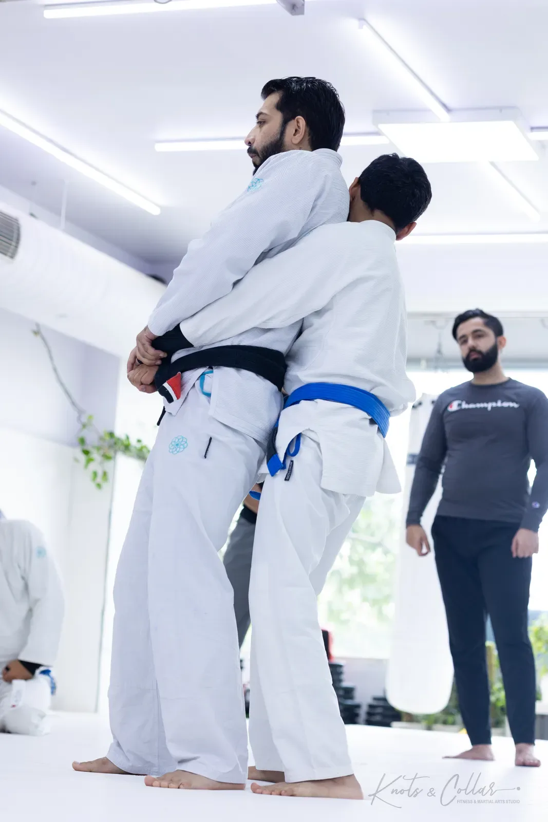 Professor Binish Sukhija, a Brazilian Jiu-Jitsu black belt in India (De La Riva lineage), teaching at Knots & Collar, Defence Colony, New Delhi